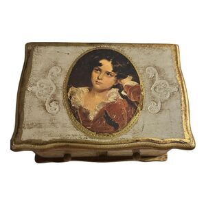Vintage Italian style Florentine with jewelry music box Japan. Lala theme. 70’s